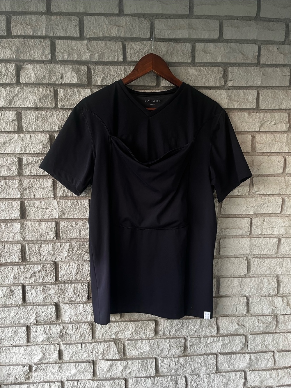 Lalabu  Black V-neck Baby Wearing Dad Shirt Size Large